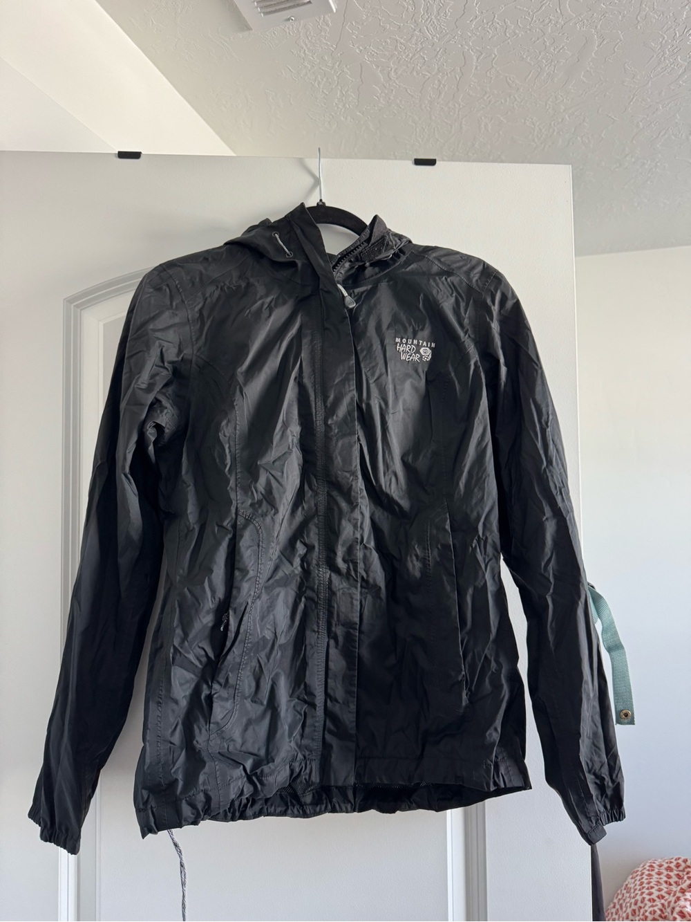 Mountain Hardwear Black Hooded Rain Shell